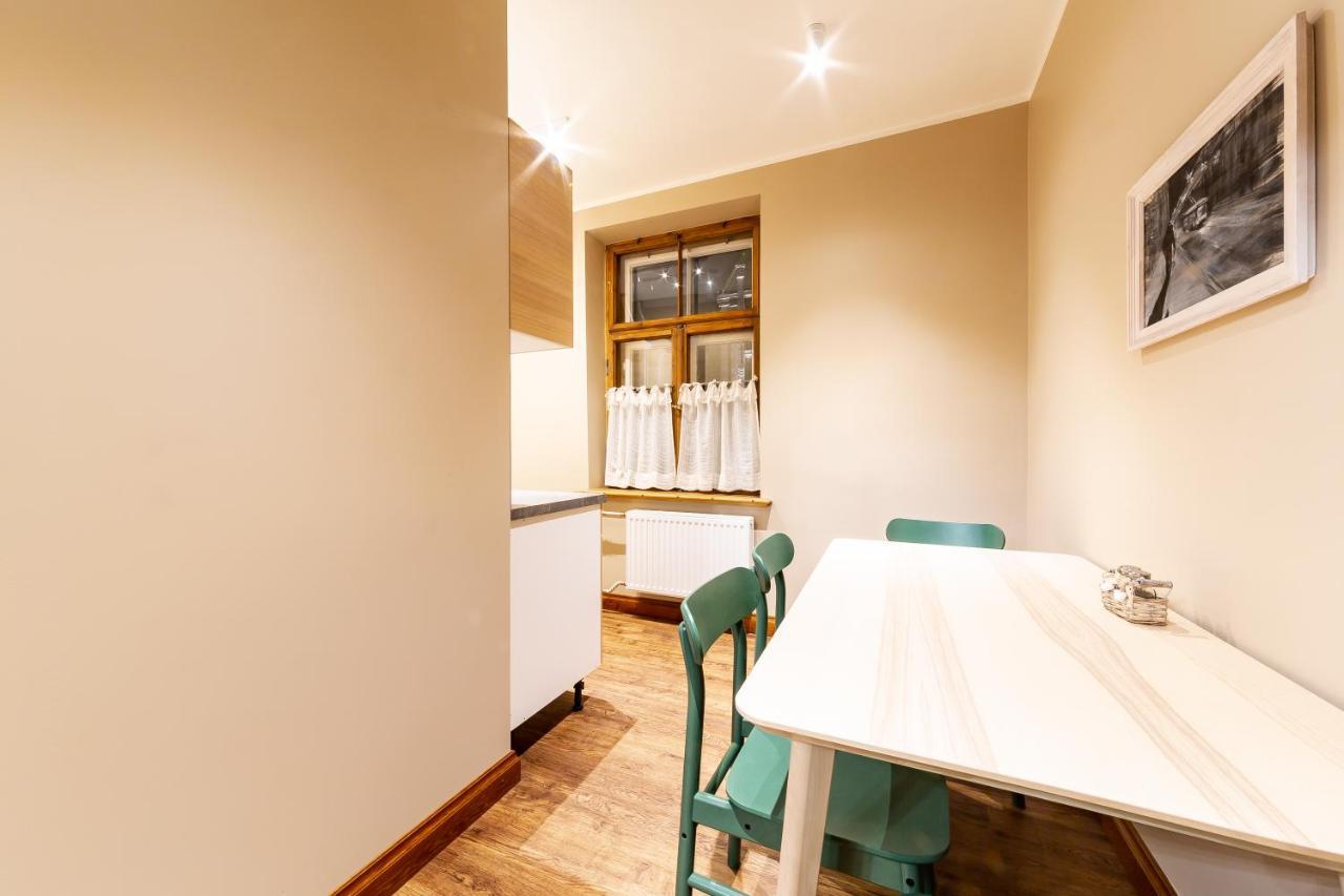 Gourmet Storie'S Ap 68Sqm Renovated Free Parking Leilighet Riga Eksteriør bilde