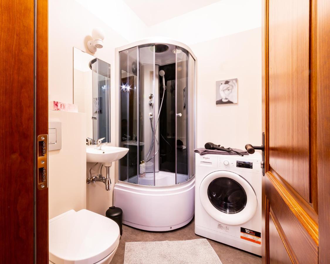 Gourmet Storie'S Ap 68Sqm Renovated Free Parking Leilighet Riga Eksteriør bilde
